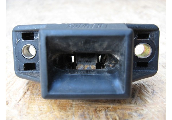 Замок кришки багажника верхній Renault, 7700838546
